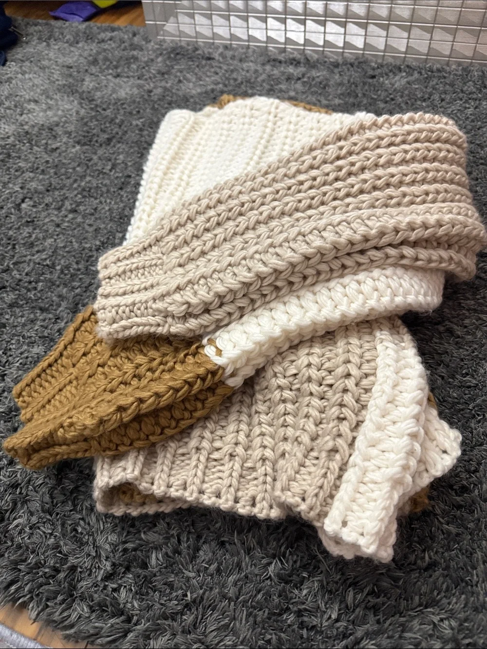Wild Fable Colorblock Open-Front Chunky Knit Cardigan in Cream, Tan & Brown - Picture 4 of 4